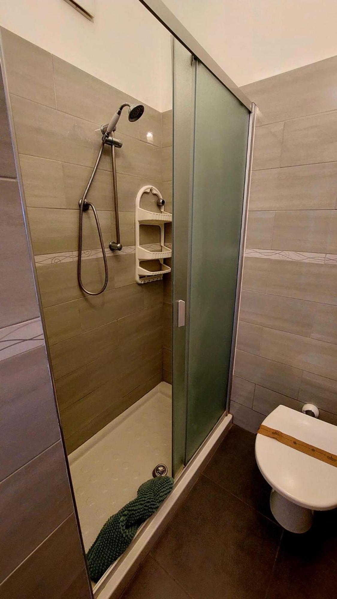 อิล มีรโต้อีลาโรซ่า Bed & Breakfast อาเรเนลลา ภายนอก รูปภาพ